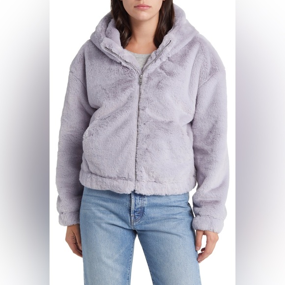 UGG Jackets & Blazers - NWT UGG Mandy Faux Fur Hoodie. M